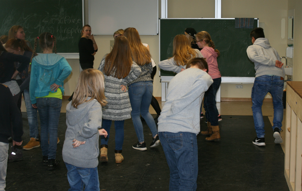 Professionellen Schauspielunterricht bekamen die MGF-Schüler in Eggenfelden.