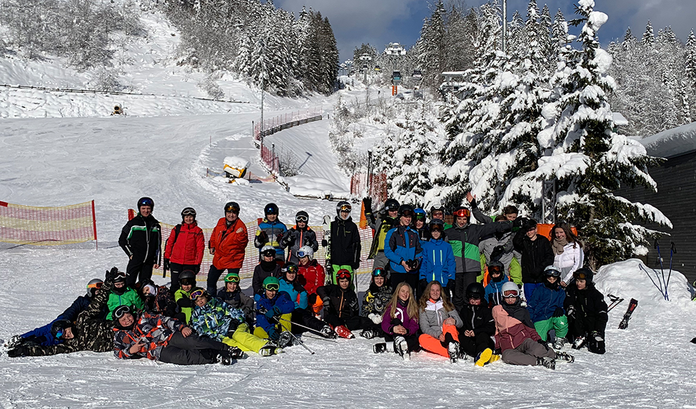 Sichtlich Spaß hatten unsere Schülerinnen und Schüler bei der Wintersportwoche in Lofer. 